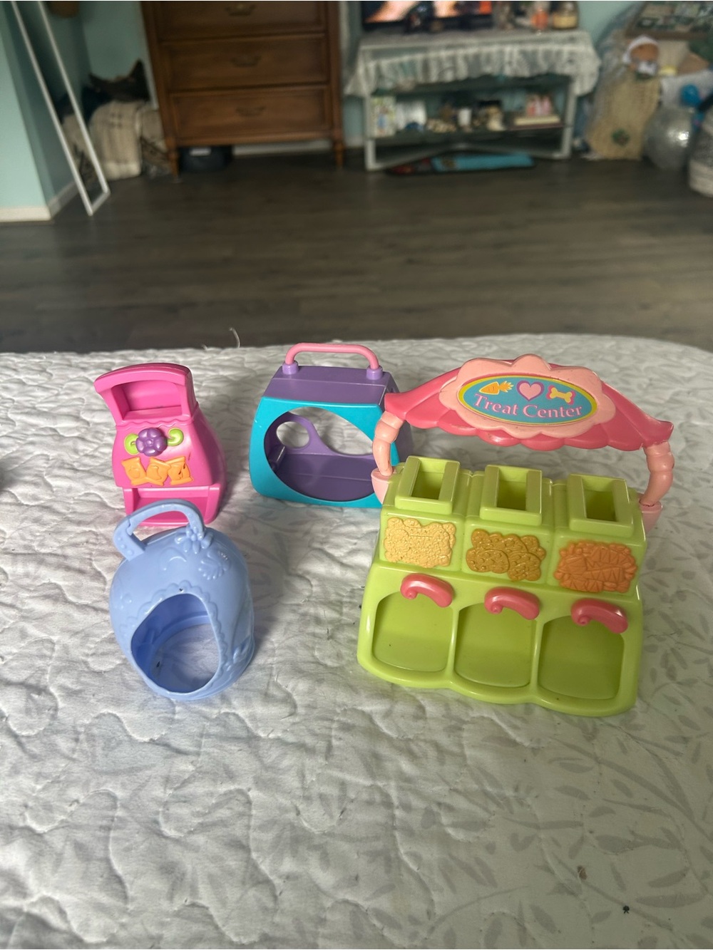 huge littlest pet shop bundle - Picture 2 of 8